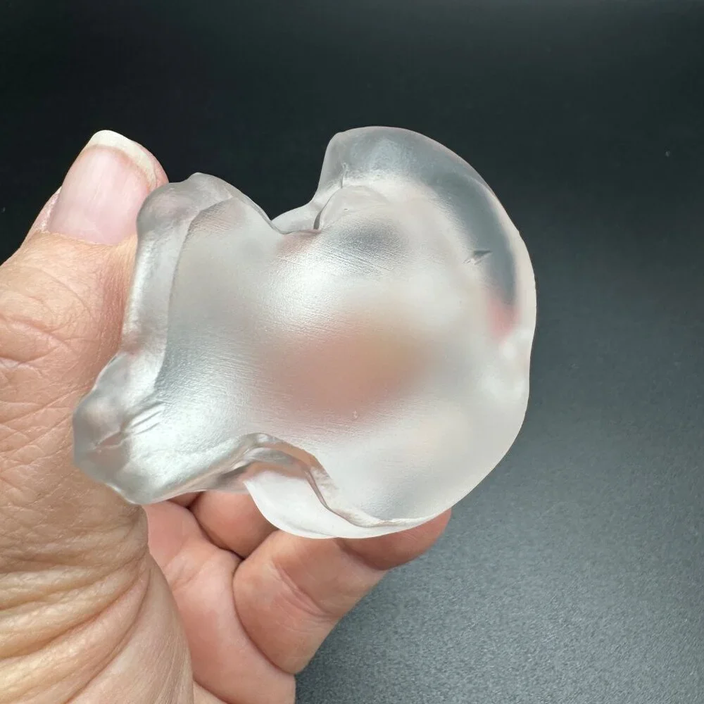 Sitting Cat Kitten Clear Frosted Art Glass Figurine Paperweight